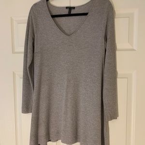 Eileen Fisher Grey Vneck top